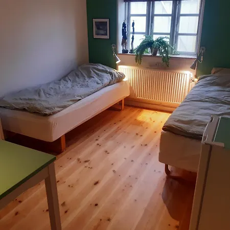 Seneberg - For Rent * Snertinge